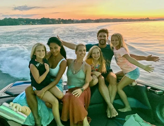 6 nicole si fam jpg jpeg