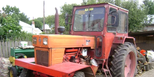 tractor U650 foto wikimedia jpg