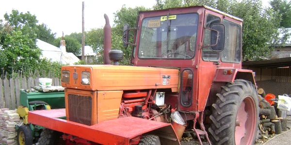tractor U650 foto wikimedia jpg