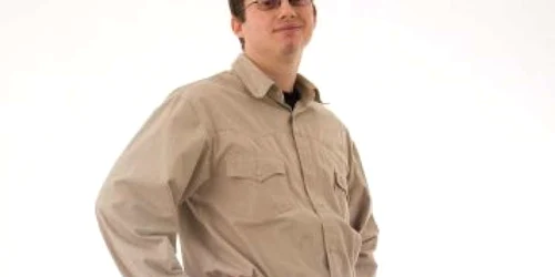 Târgu-Mureş:Portret/Szasz Attila conectează oamenii cu ajutorul fotografiilor