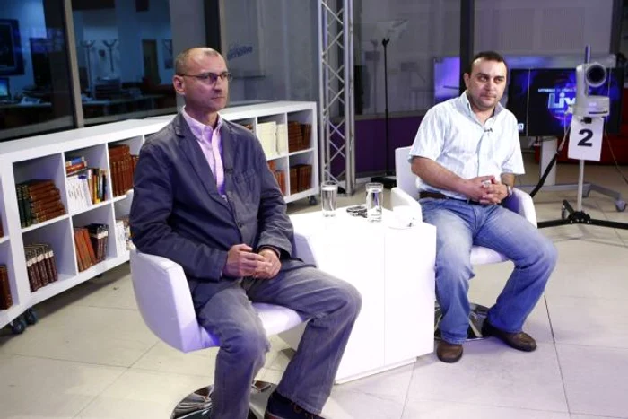 Istoricul Alin Ciupală (foto stânga)