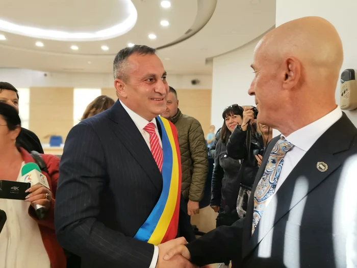 Marius Oprescu (PSD) a preluat al treilea mandat în fruntea CJ Olt FOTO: A.M.