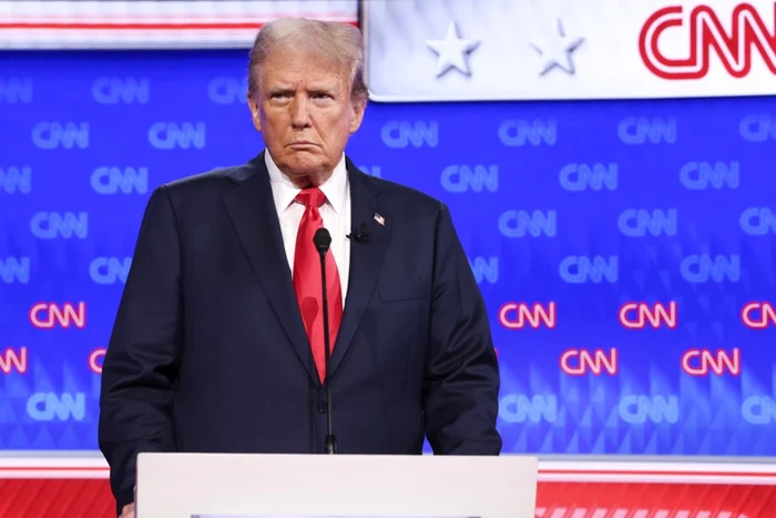 CNN a organizat prima dezbatere electorală Trump-Biden FOTO EPA-EFE