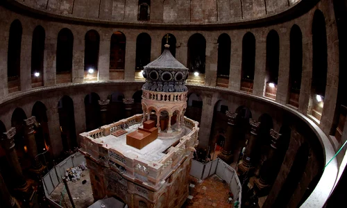 Lucrările de restaurare a Sfântului Mormânt al lui Iisus Hristos au fost finalizate png