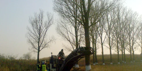 Lucrările la drumul județean au demarat de câteva zile