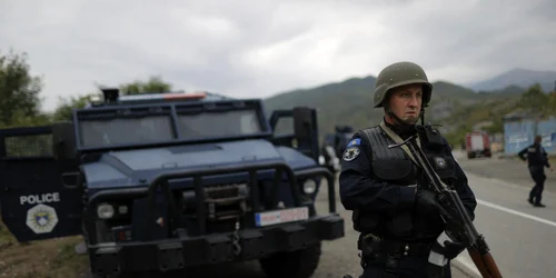 Forte speciale ale poliţiei kosovare FOTO EPA-EFE