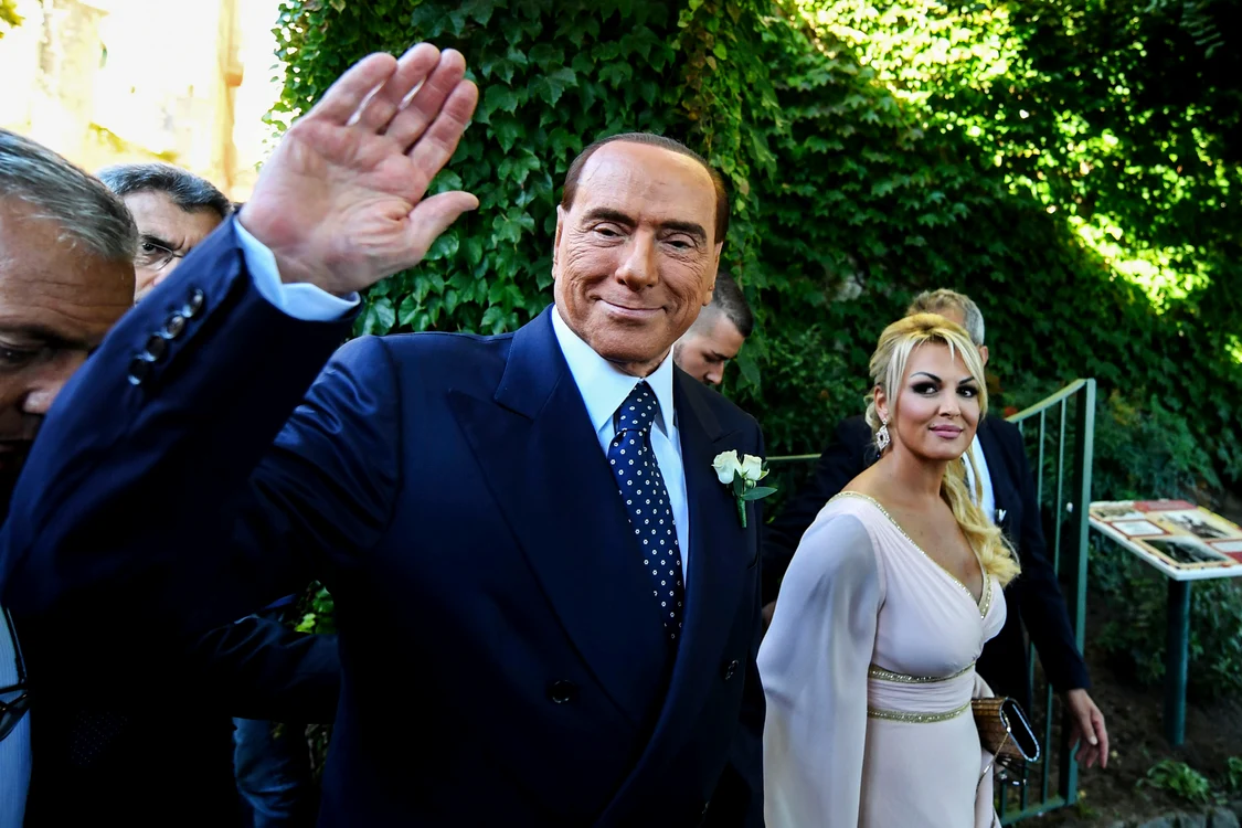 Berlusconi s-a însurat la 85 de ani cu iubita de 32. Foto: Profimedia