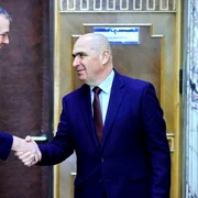 Alexus G  Grynkewich și bolojan FB GUV Romaniei jpg