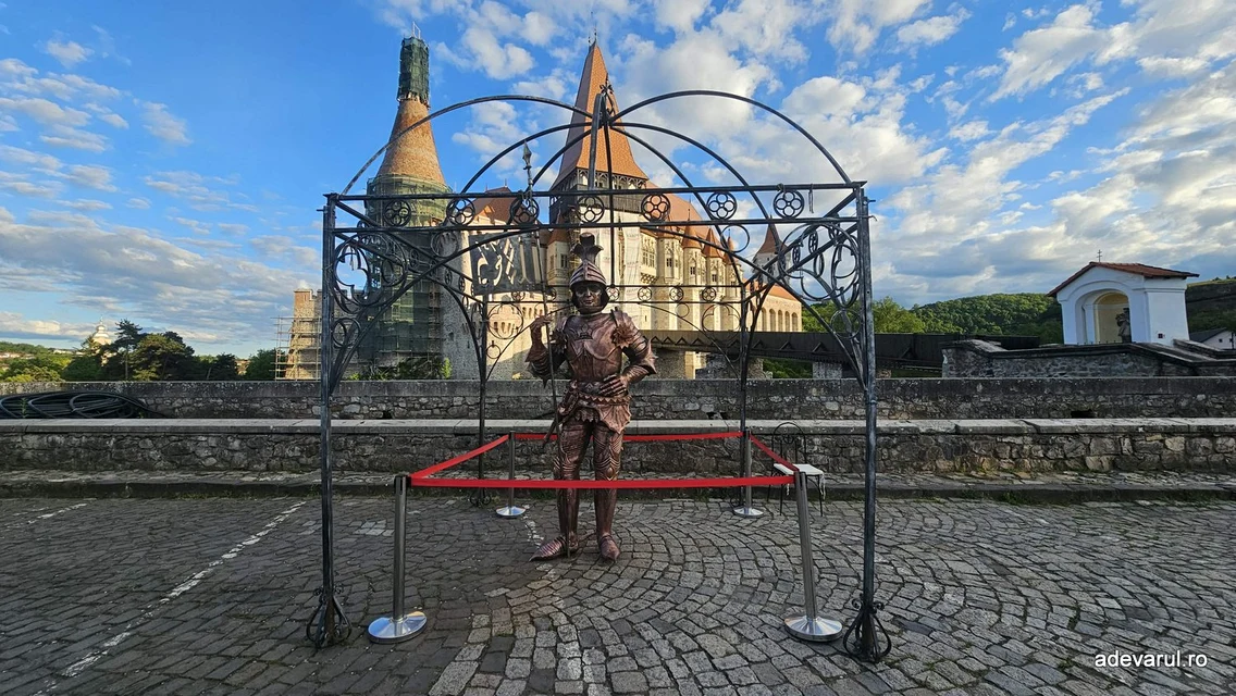 Cavalerul de la Castelul Corvinilor, Foto Daniel Guță, ADEVĂRUL (3) jpg