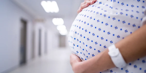 Femeie însărcinată foto sfaturimedicale.ro