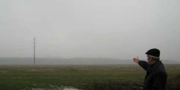 Mai multe hectare de teren au fost inundate în localităţile Banca şi Epureni