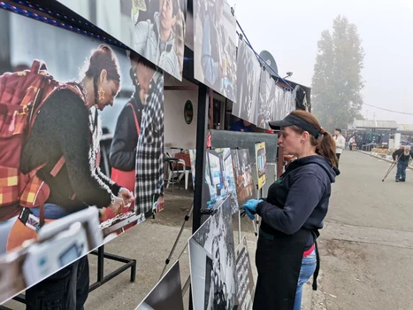 Expo în piața de vechituri din Novi Sad FOTO Ștefan Both