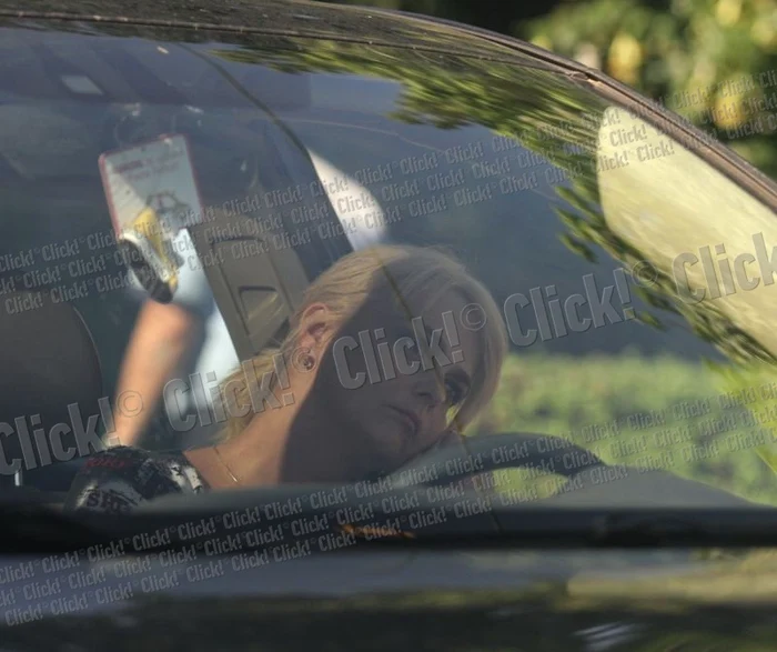 Iuliana Marciuc s-a scobit în nas la volan. (Foto: Cezar Preda)