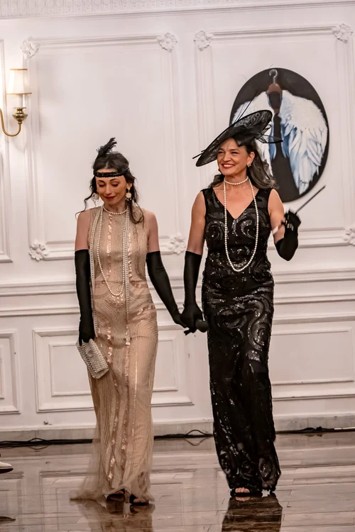 Delia Lazăr si Ileana Șipoteanu