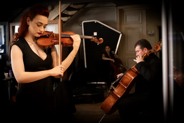 Muzicieni ai Orchestrei de Cameră a Republicii Moldova. Fotografie de Andrei Gîndac
