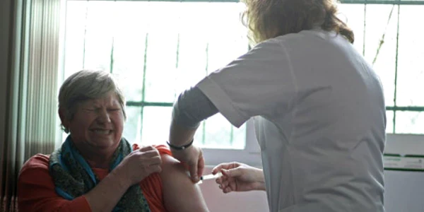 Chiar dacă se tem de ac, bănăţenii vor să fie siguri că sunt imuni la gripa porcină