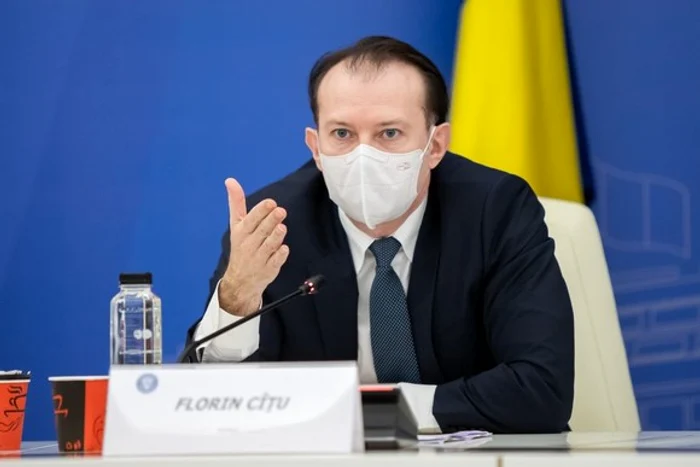 
    Premierul Florin Cîțu face declarații de presă la Guvern în contextul incidentului de la Spitalul Victor Babeș din Capitală, de luni searăFoto Facebook  