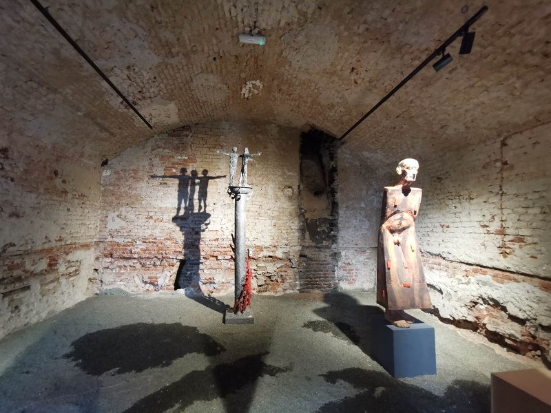 Cazarma Vienei de la Timișoara, fără uși și geamuri, cu ziduri groase din cărămidă, prinde din nou viață FOTO 