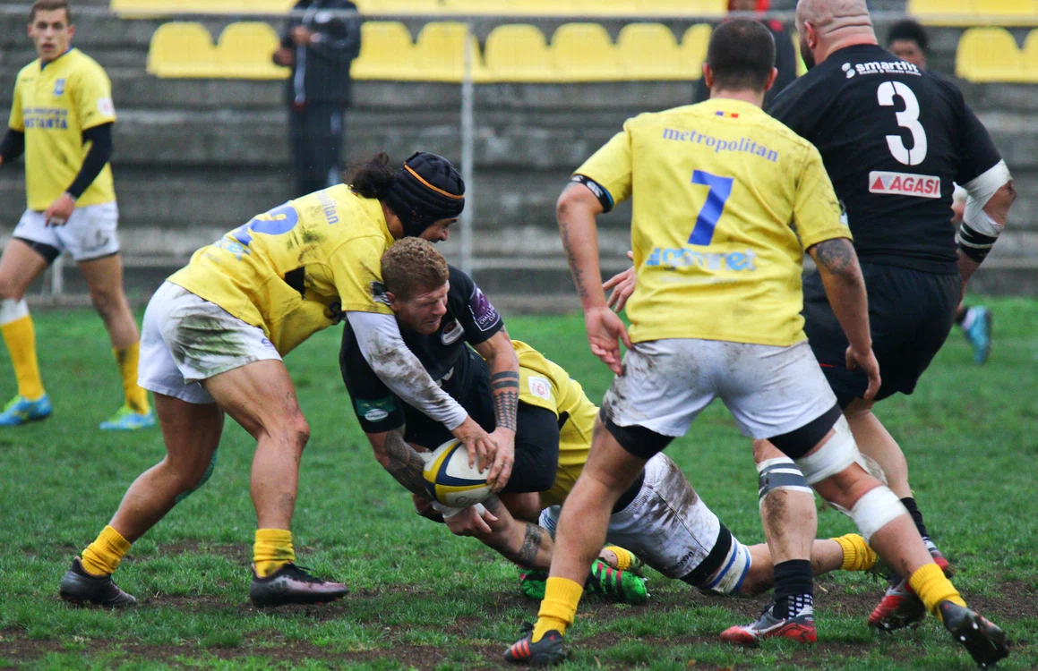 
    Georgianul Bidzina Șamkaradze a animat jocul Timișoarei SaracensFoto: sportpictures.eu  