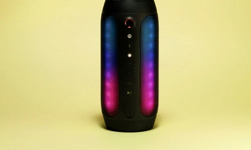 De ce să alegi o boxă portabilă cu lumină ambientală integrată jpg