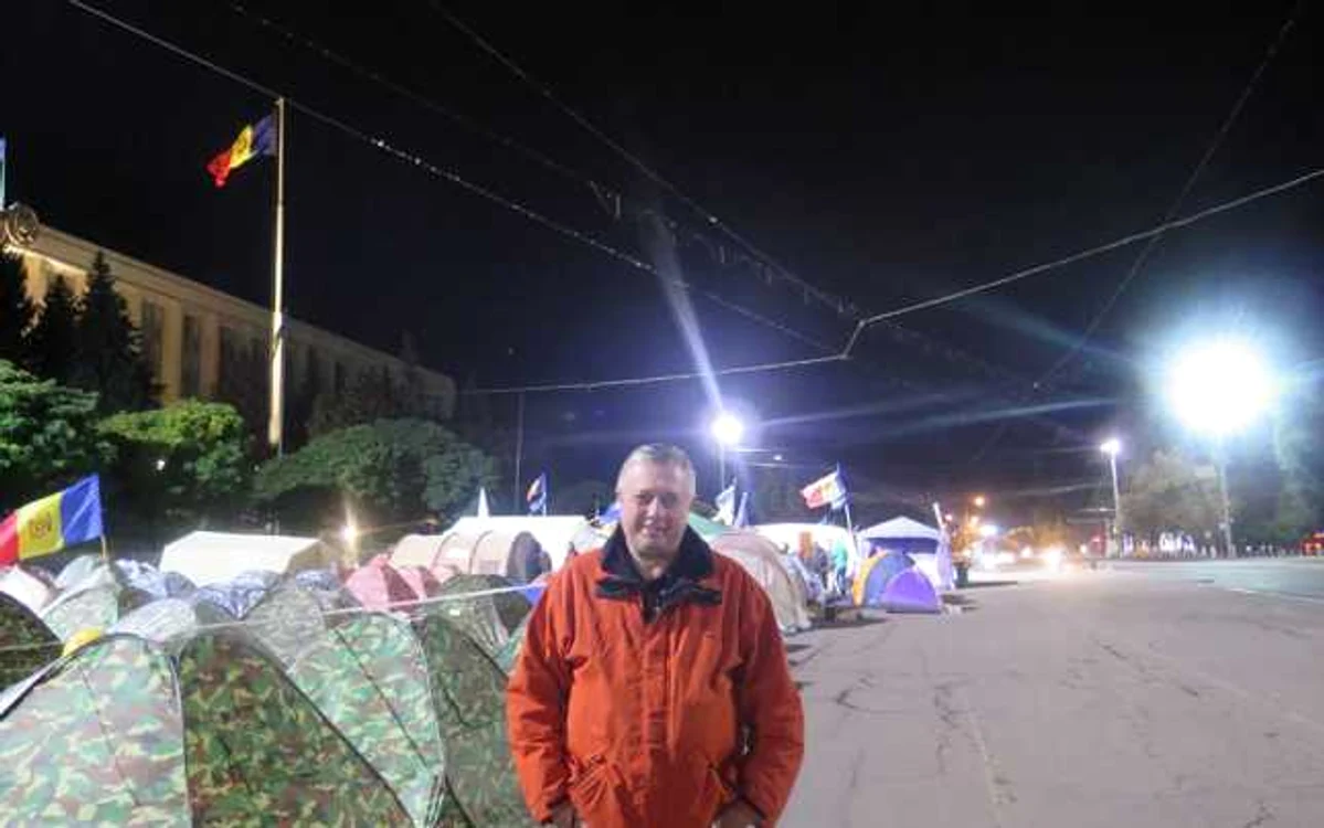 Fostul ambasador Alexei Tulbure speră că protestele vor provoca alegeri anticipate. FOTO Facebook