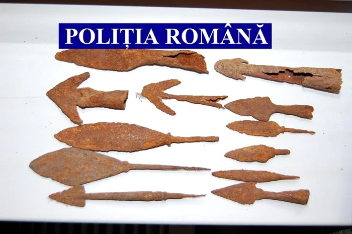 obiecte arheologice confiscate de la colectionari 