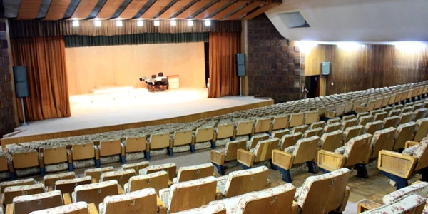sala de spectacol 