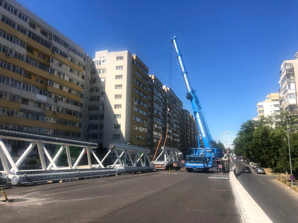 Părțile componente ale tablierului metalic