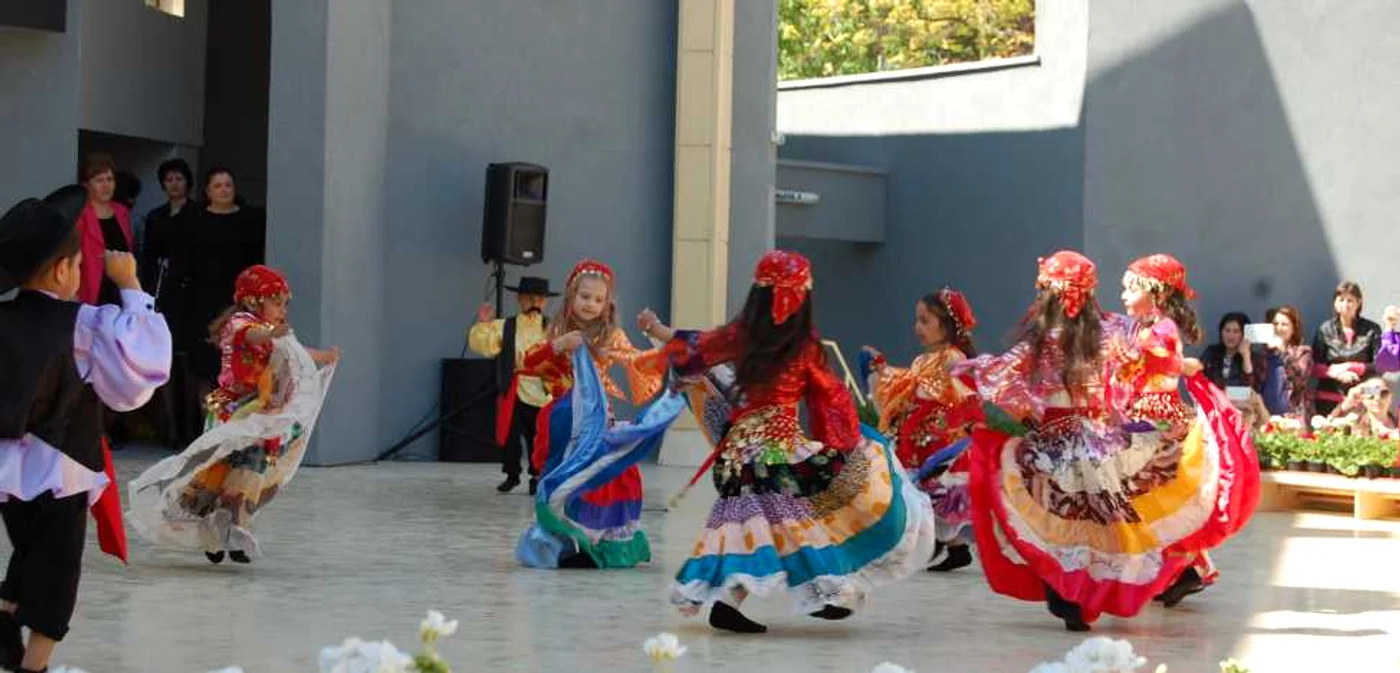 350 de participanţi din toată ţară vor dansa la Târgu Jiu