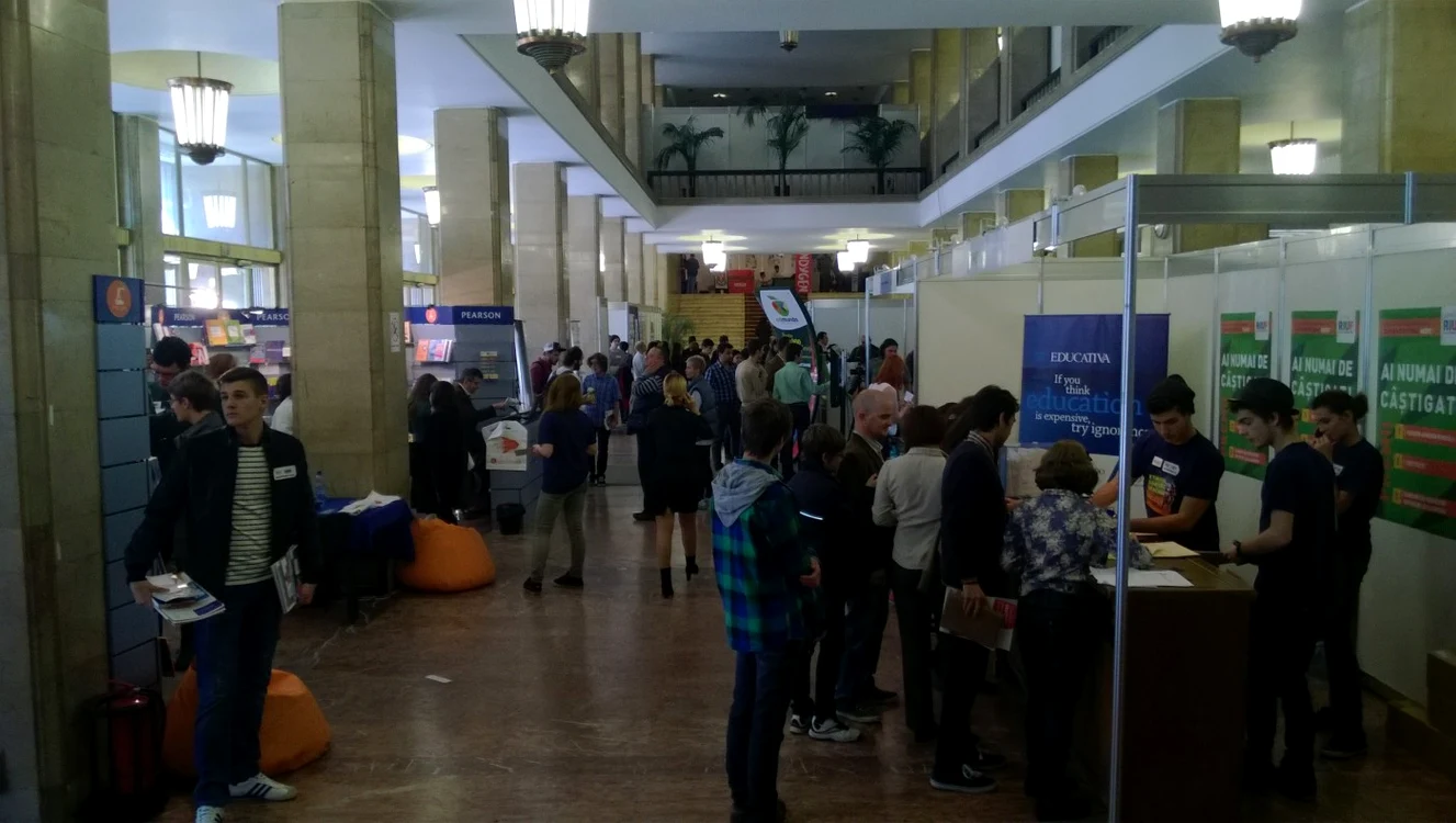 Târgul de universităţi RIUF a avut loc la Bucureşti în weekendul 19-20 octombrie   FOTO: Adevărul