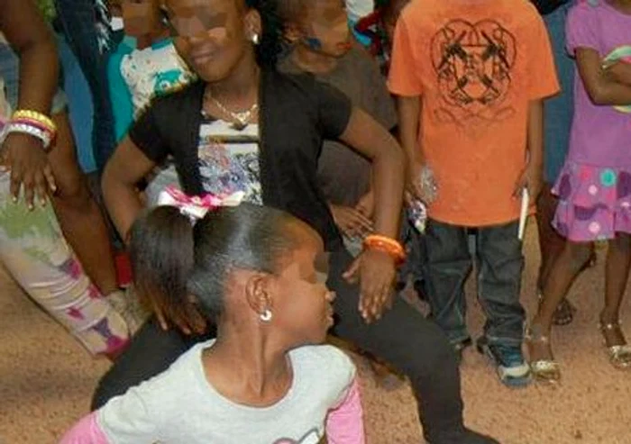 Dansuri erotice la şcoala primară