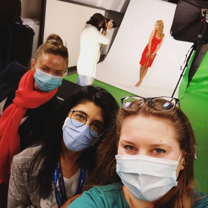 Shooting-ul cu Teodora Tompea s-a desfășurat la sediul Digi24, în perfecte condiții de siguranță. Nu lăsăm pandemia să ne stea în cale!