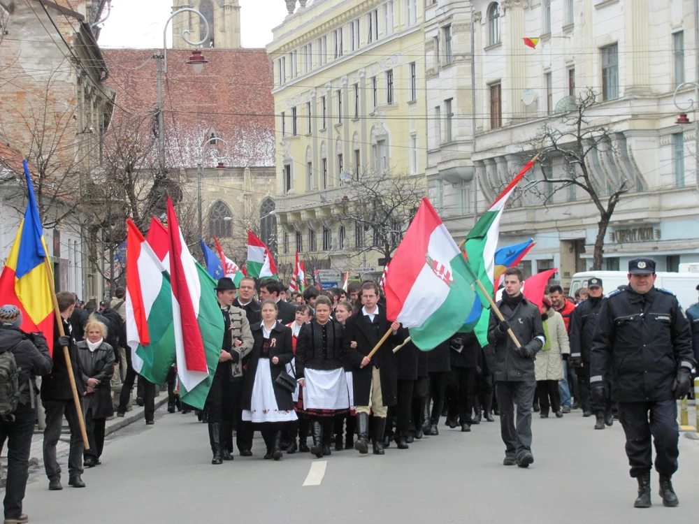 Marş de Ziua Maghiarilor de Pretitindeni în Cluj-Napoca FOTO: Florina Pop