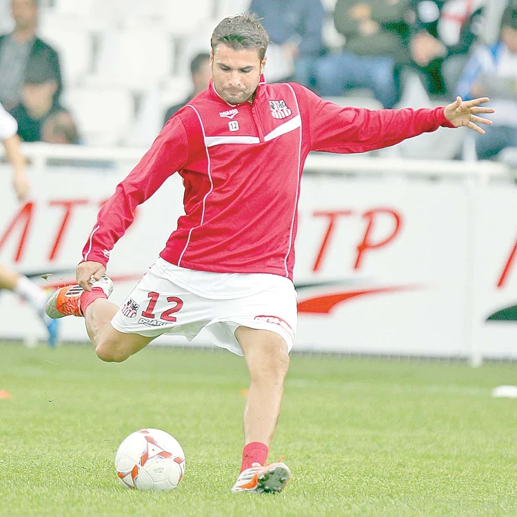 
    Adrian Mutu vrea  să arate că Ajaccio  n-a dat degeaba  banii pe el (Foto: AFP)  