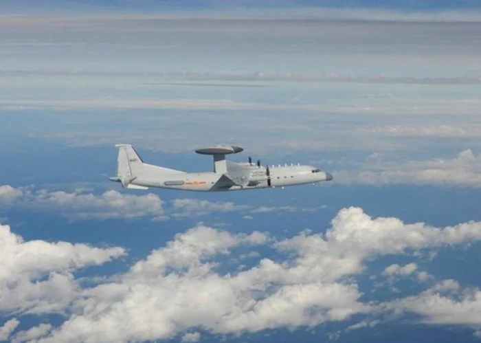 Avionul chinez Shaanxi KJ-500 în zona de apărare aeriană a Taiwanului FOTO EPA-EFE