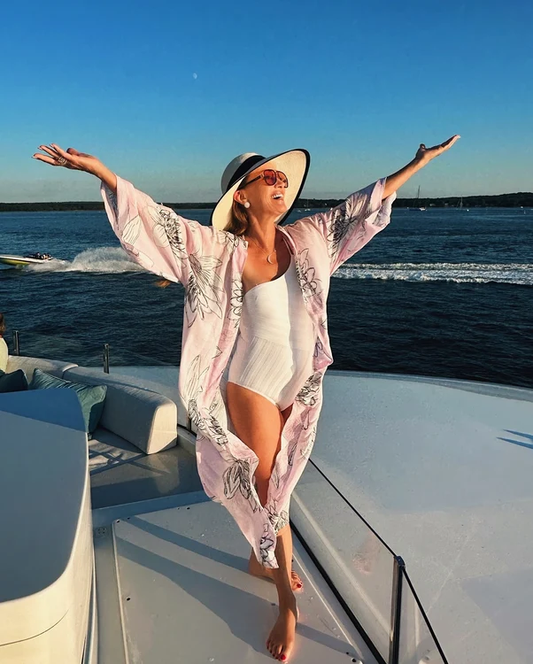 Jane Seymour INSTA 00 jpg