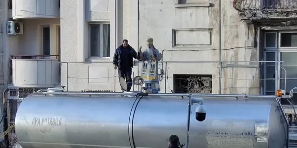 IPS Teodosie pe cisterna boboteaza 2022 captura video