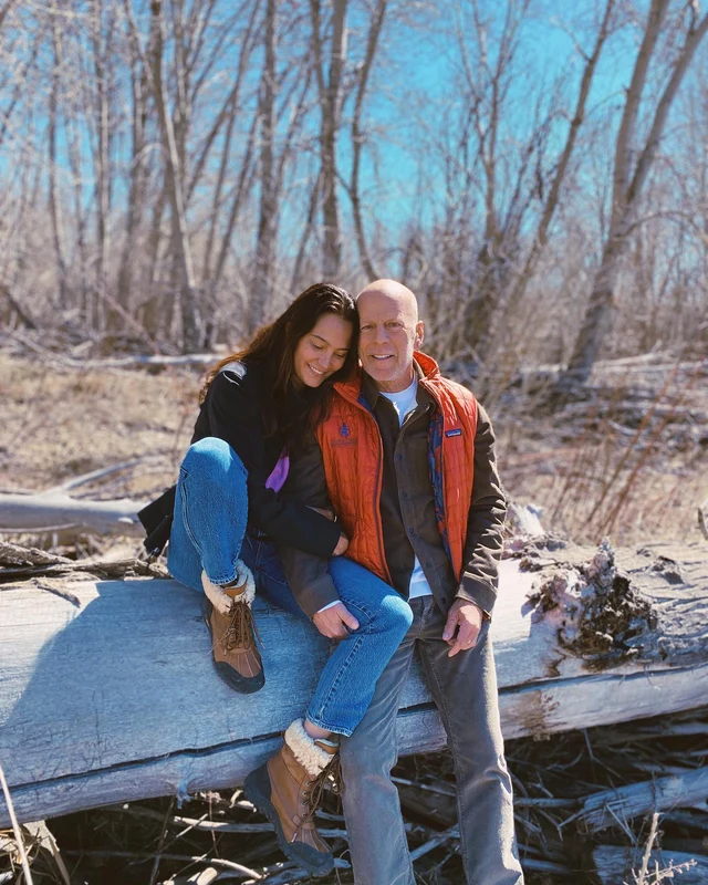 Bruce Willis și Emma Heming 