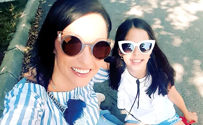 Romanița Iovan și fiul ei Albert