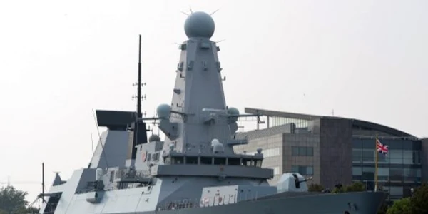 HMS Duncan FOTO AFP