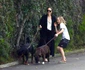 7 angelina jolie si vivienne in la 4 jpg jpeg
