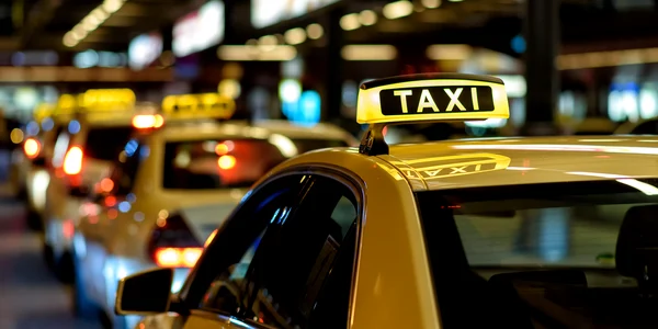 taxi  Foto shutterstock 403179772 jpg