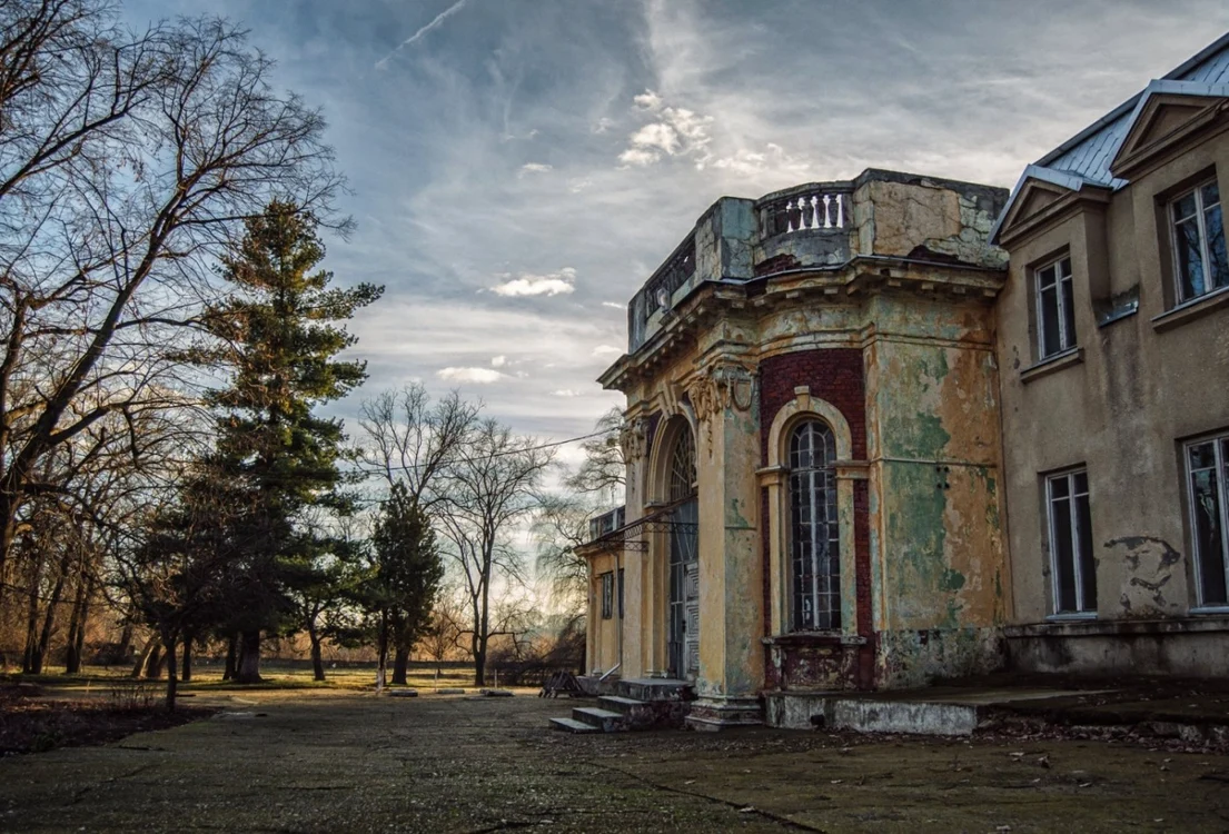 Conacul familiei Chrissoveloni din Ghidigeni FOTO: Direcția Județeană pentru Cultură