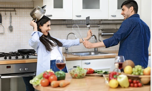 1 cuplu shutterstock 1746408227 jpg jpeg