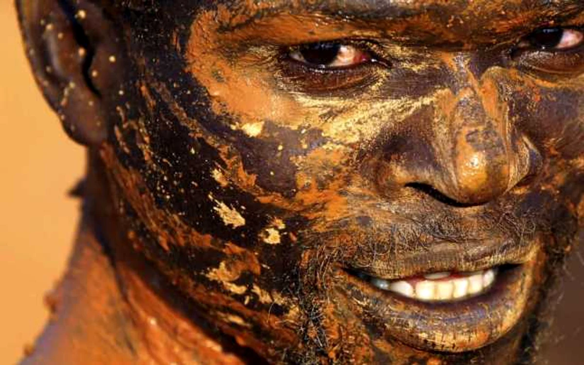Miner la o exploatare de aur din Zimbabwe. (Foto: Reuters)