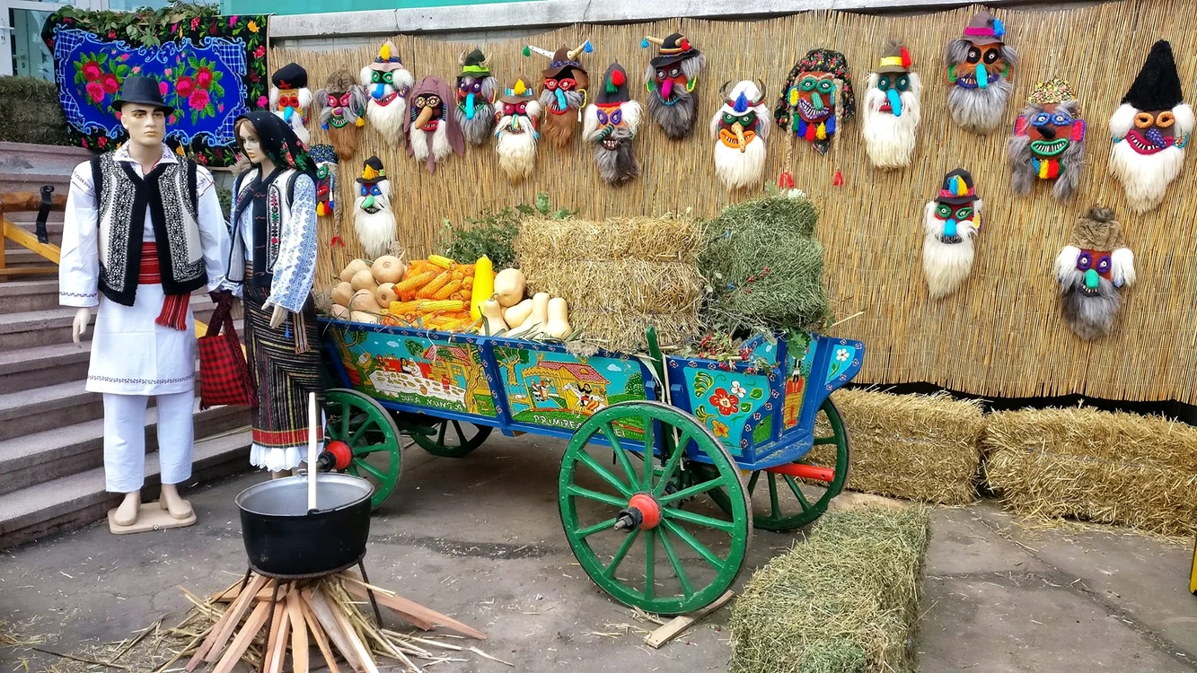 Măștile ritualice la români
