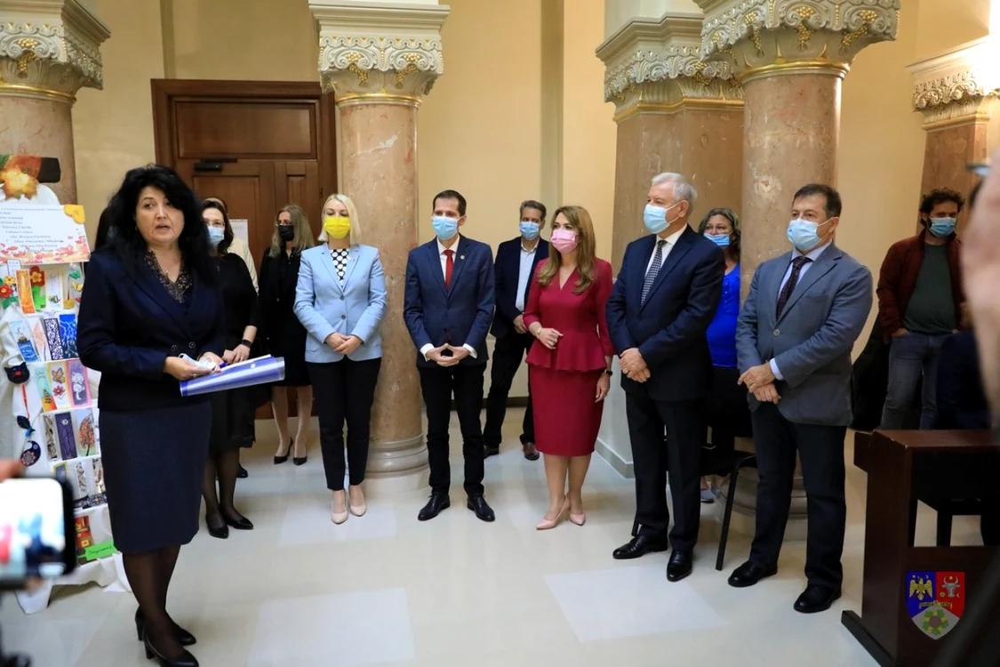 Filialele vor funcţiuna în sediul festei Prefecturi Putna