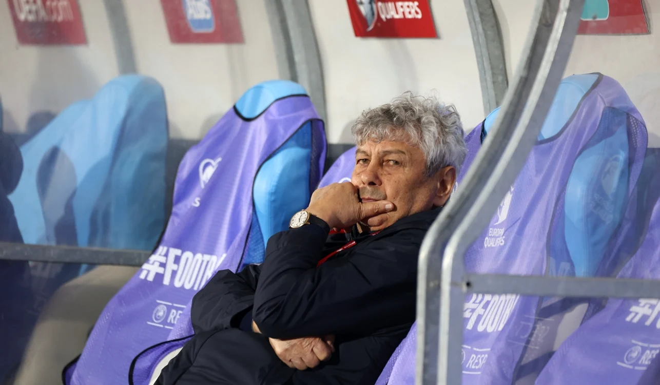 Mircea Lucescu, pus pe gânduri de evoluția tricolorilor. Foto Sportpictures