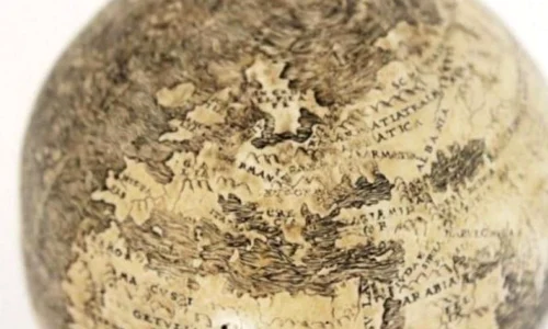Cea mai veche hartă a Lumii Noi, pe cojile unor ouă de struţ jpeg