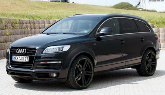 Poţi înscrie o maşină ca asta cu doar 25 de milioane de lei vechi. Îţi vei aminti cu zâmbetul pe buze de zilele când nu ştiai cum să înscrii o maşină în Bulgaria